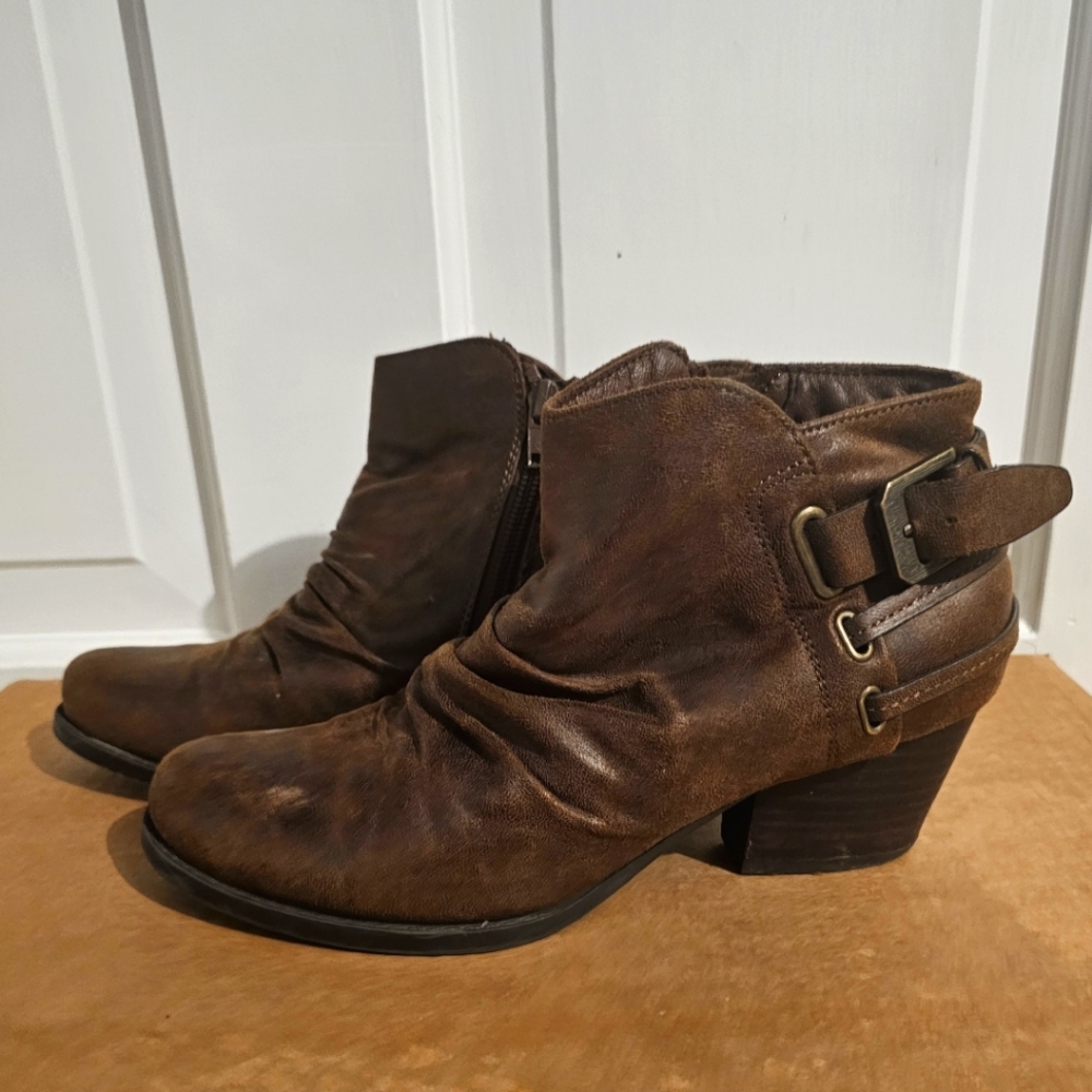 Women's Boots